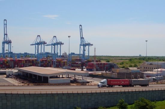 IT-ANÁLISIS: China concentra 51% de autos importados por puerto LC